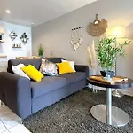 Ξενοδοχείο με διαμερίσματα La Maison Blanche