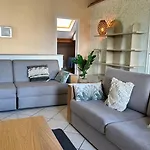 Ξενοδοχείο με διαμερίσματα La Maison Blanche