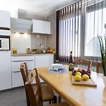 Ξενοδοχείο με διαμερίσματα La Maison Blanche 4*