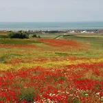 La Maison Blanche Ξενοδοχείο με διαμερίσματα Sangatte