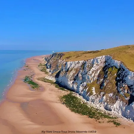 La Maison Blanche Aparthotel 4*