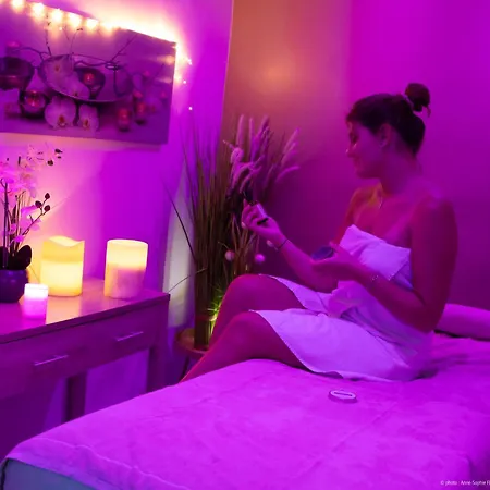 La Maison Blanche Apartmanhotel Sangatte