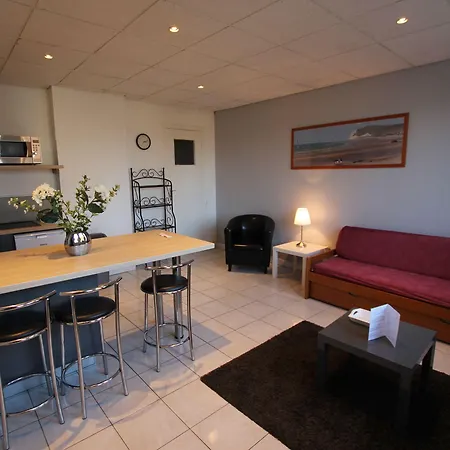 Aparthotel La Maison Blanche 4*