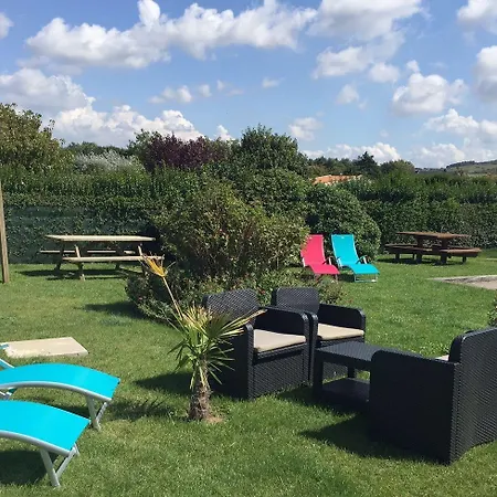 La Maison Blanche Ξενοδοχείο με διαμερίσματα 4*