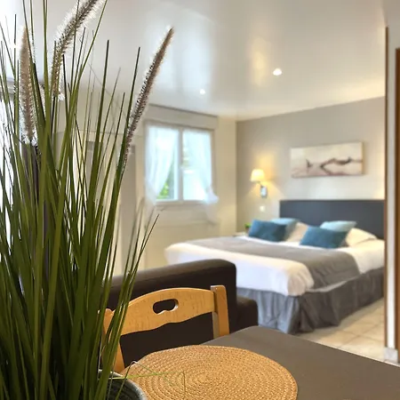 La Maison Blanche Aparthotel