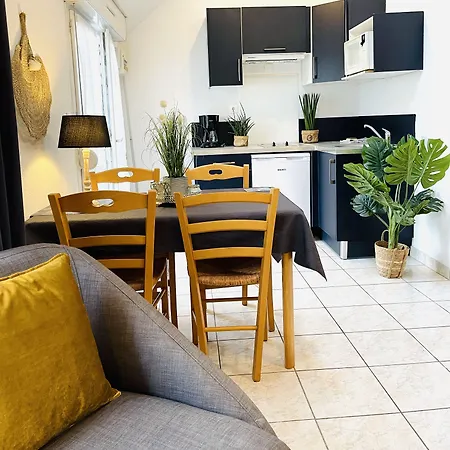 La Maison Blanche Apartmanhotel 4*