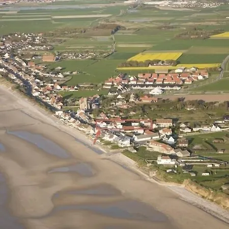 La Maison Blanche Aparthotel Sangatte