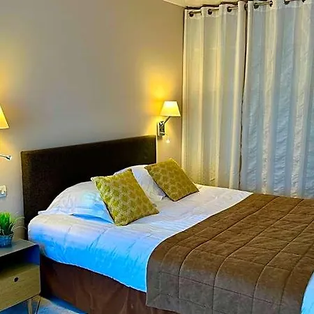 La Maison Blanche Apart Otel Sangatte