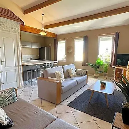 La Maison Blanche Apart Otel Sangatte