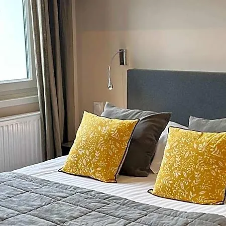 La Maison Blanche Ξενοδοχείο με διαμερίσματα 4*