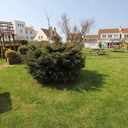 La Maison Blanche Apartmanhotel 4*