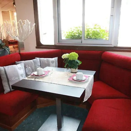La Maison Blanche Ξενοδοχείο με διαμερίσματα 4*